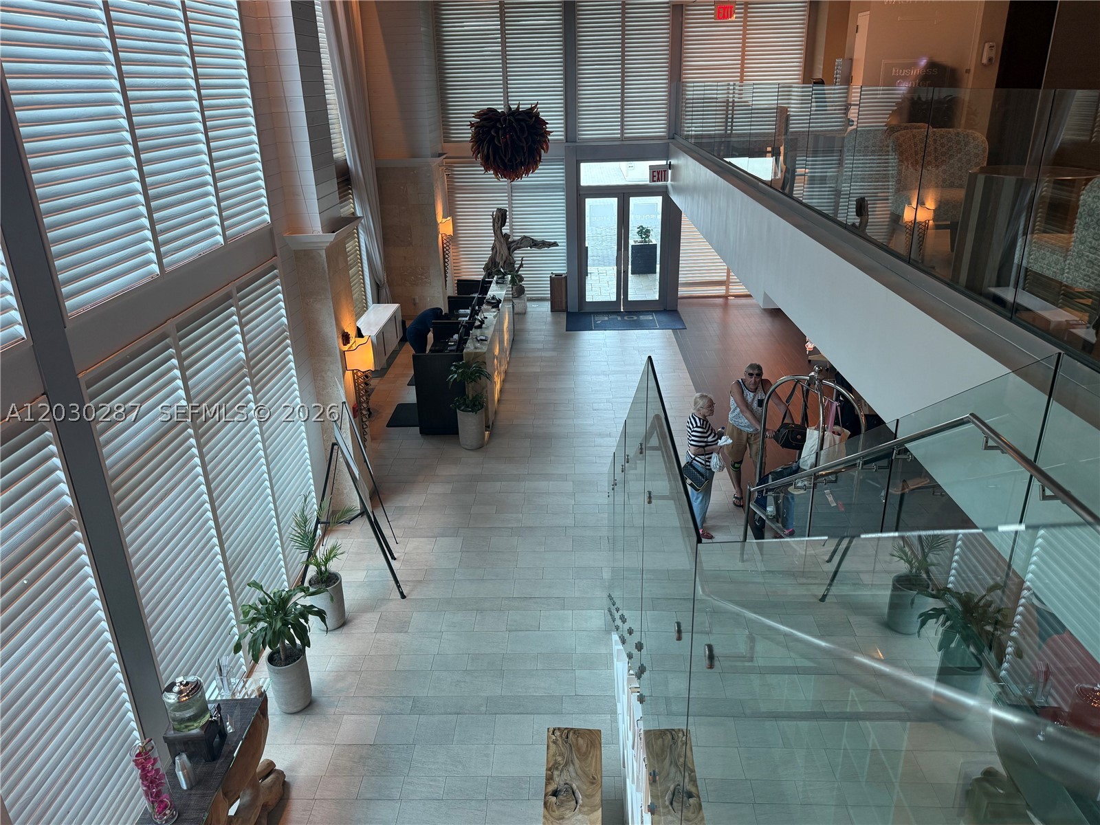 SOLE CONDO - Residential