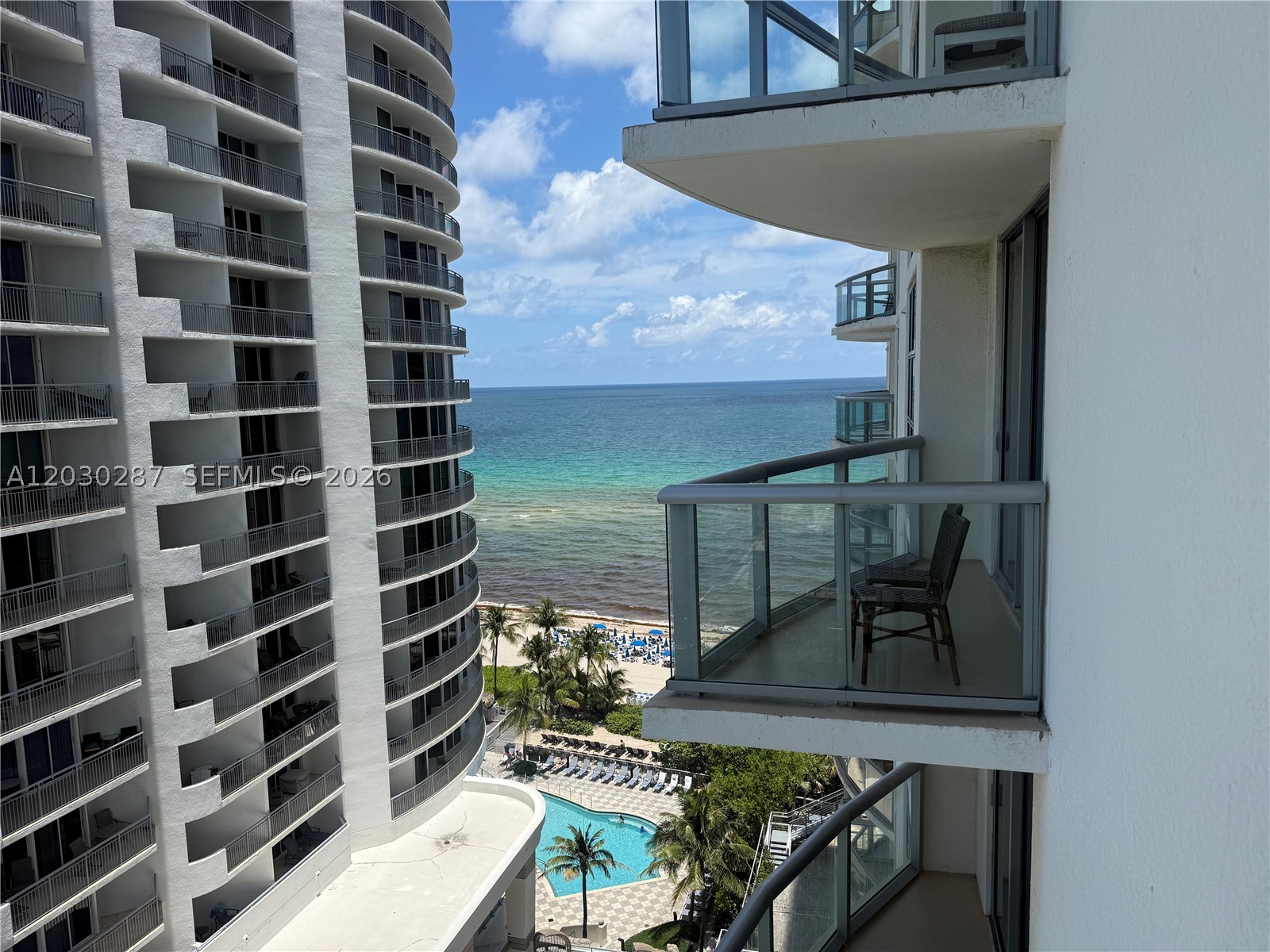 SOLE CONDO - Residential