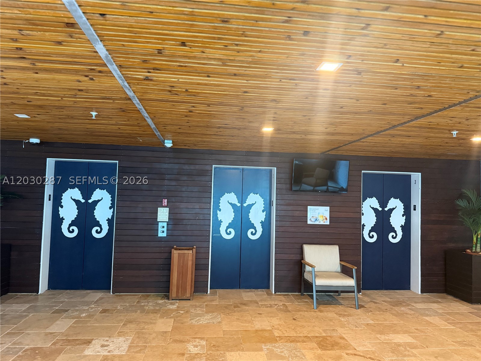 SOLE CONDO - Residential