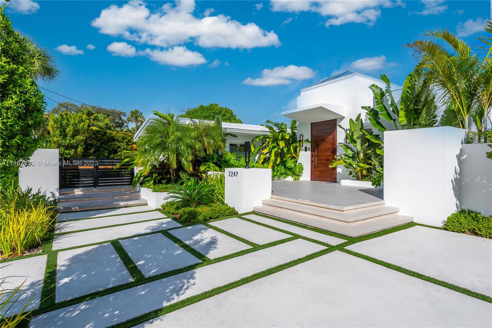 NORTH BAL HARBOUR - Residential