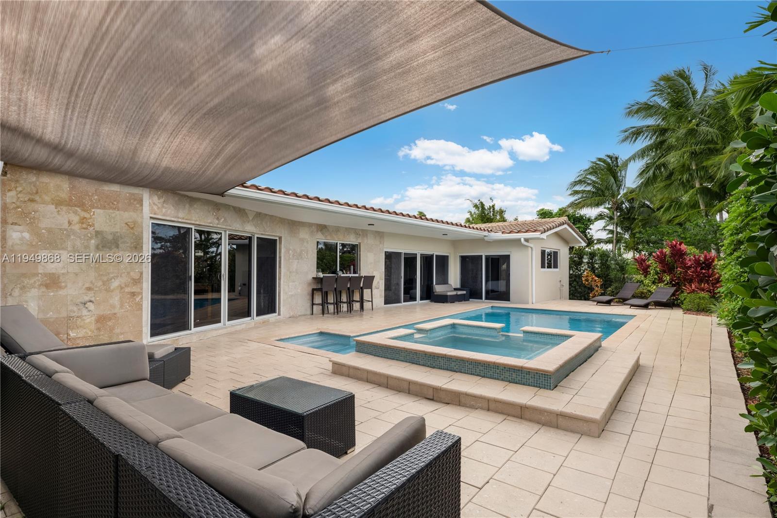 BISCAYNE POINT - Residential