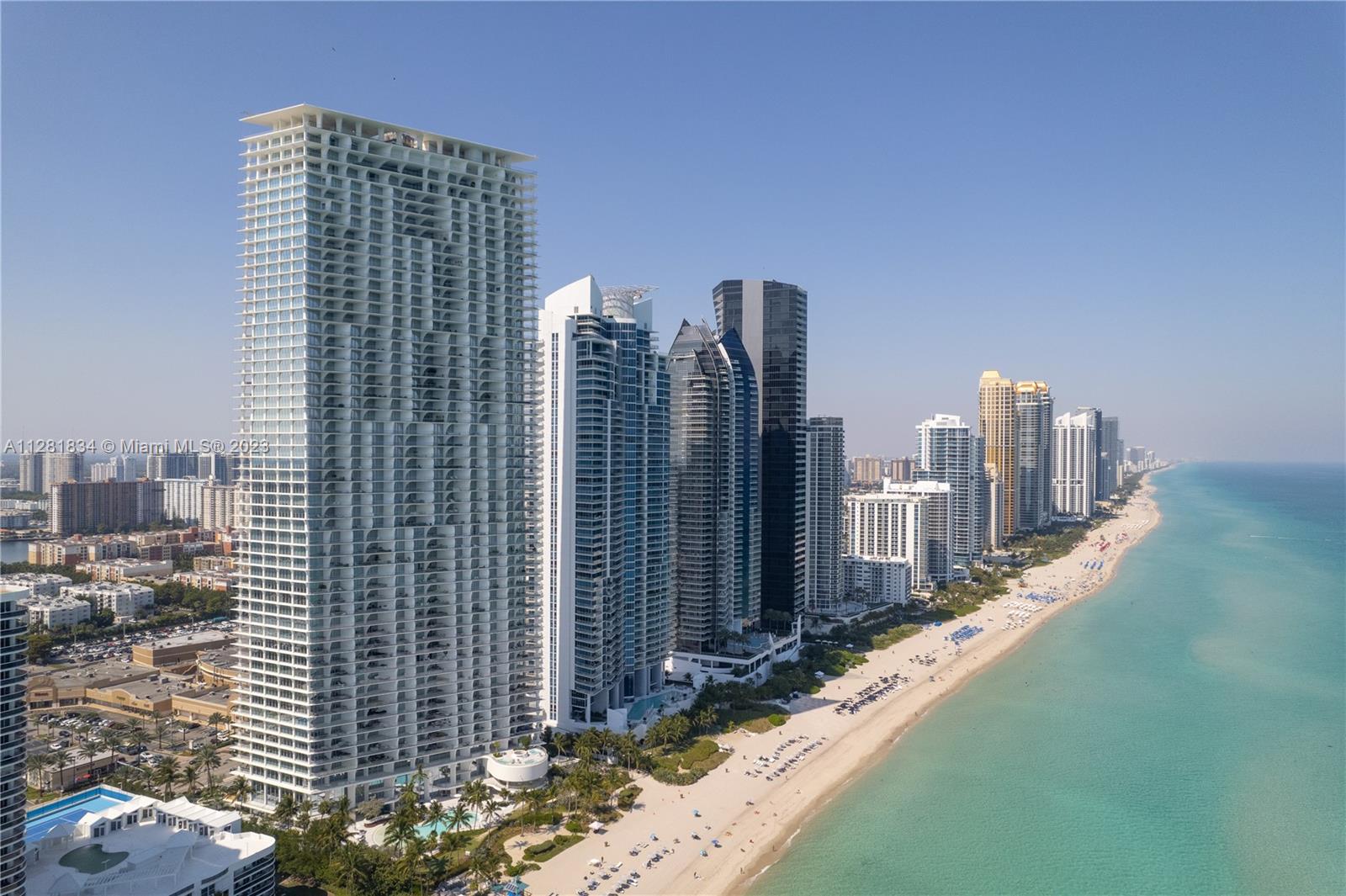 JADE SIGNATURE CONDO - Residential