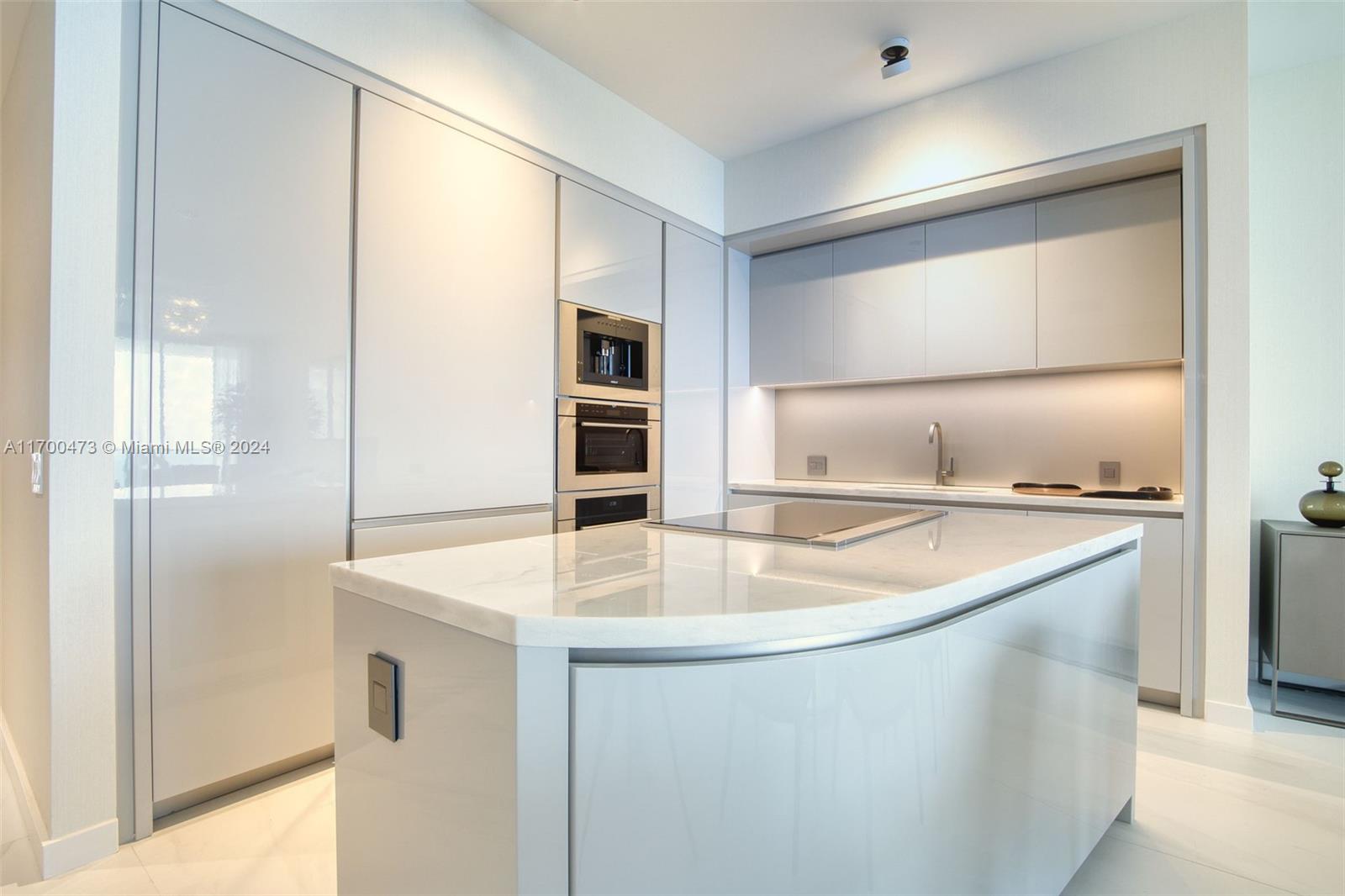 18975 COLLINS CONDO - Residential
