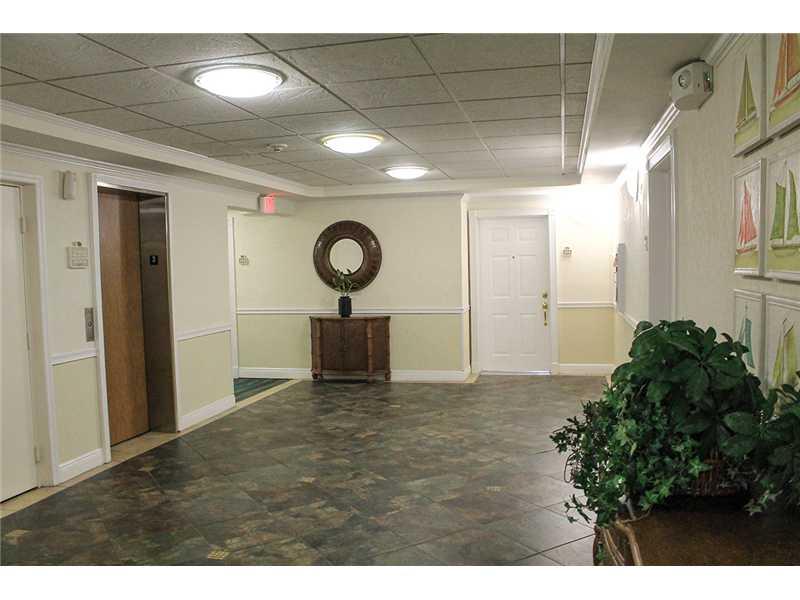 PINE CREST VILLAGE II - Residential Lease