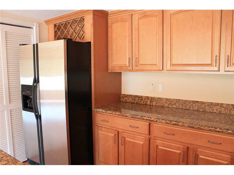 PINE CREST VILLAGE II - Residential Lease
