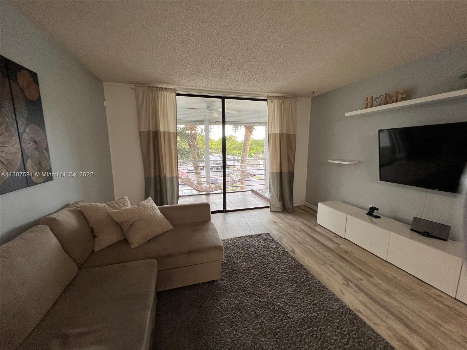COURTYARDS OF BROWARD CON - Residential