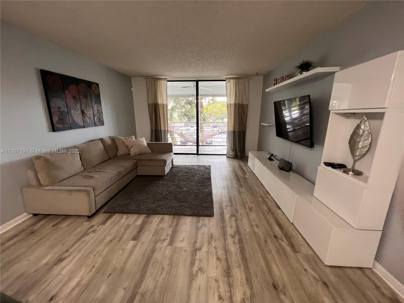 COURTYARDS OF BROWARD CON - Residential