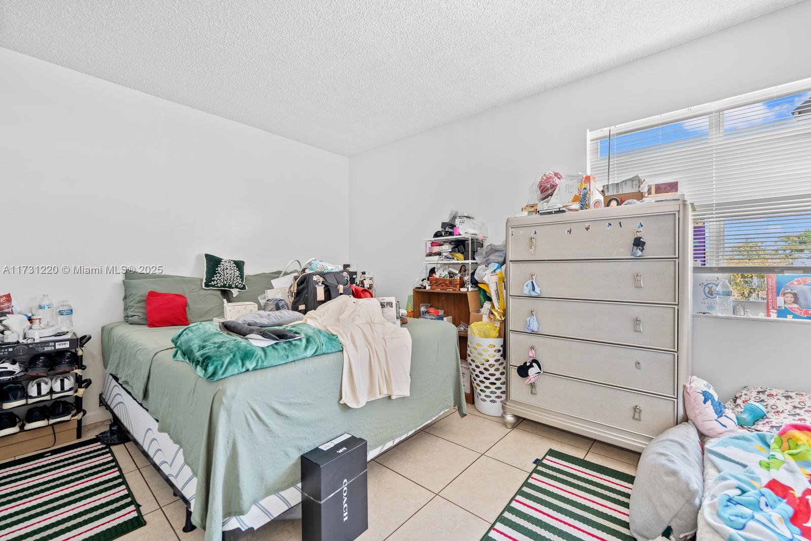 LAKEVIEW ESTATES CONDO - Residential