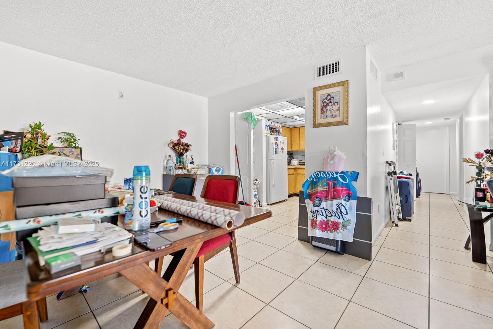 LAKEVIEW ESTATES CONDO - Residential