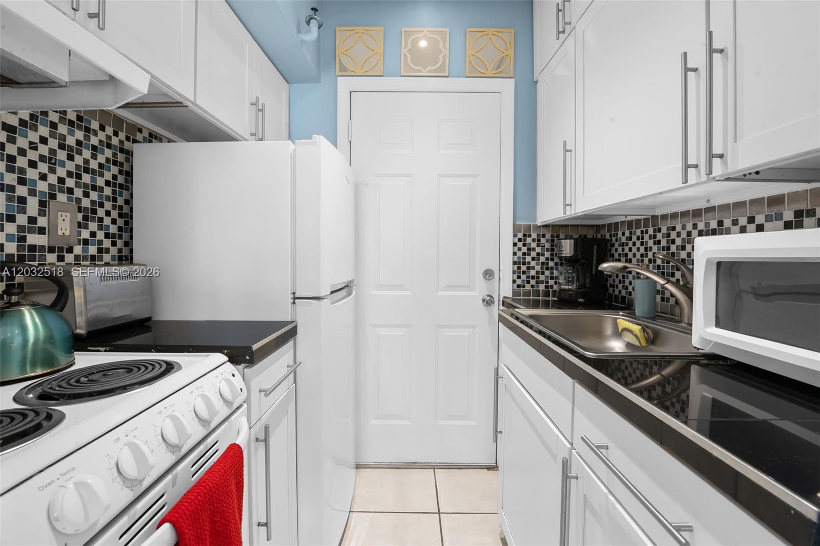 THE MADISON CONDO - Residential