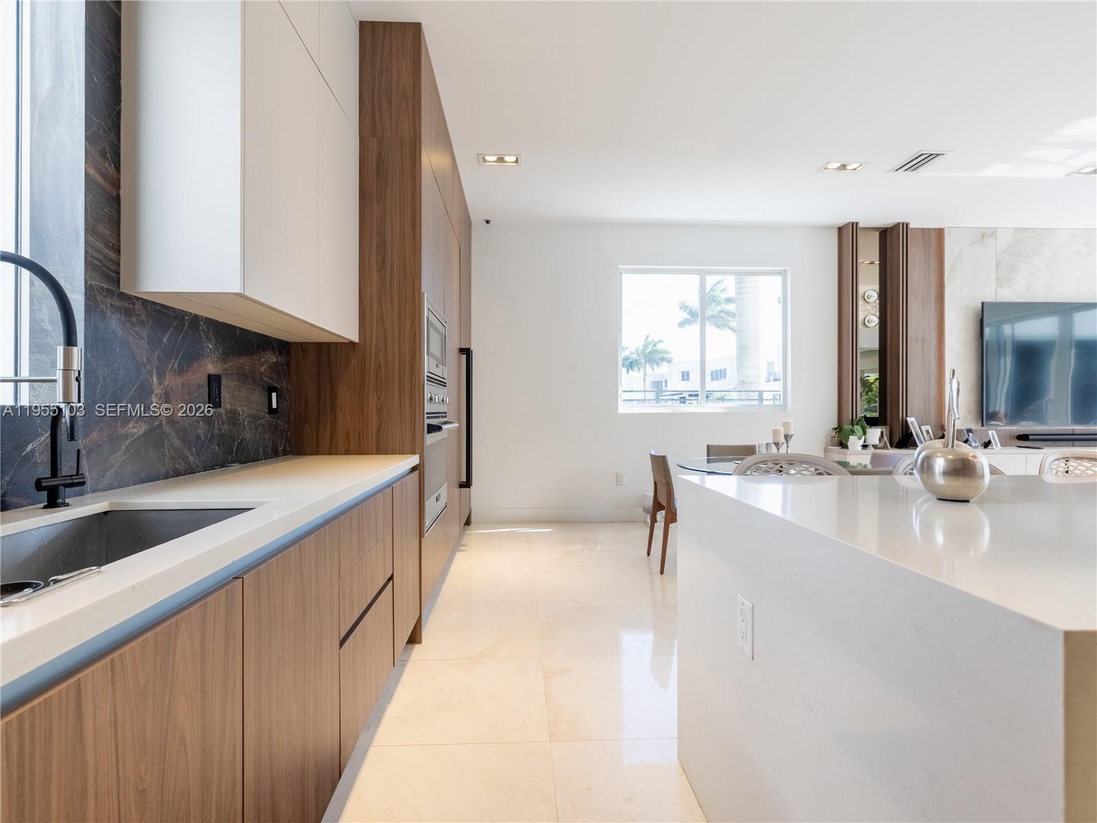 DORAL COMMONS RESIDENTIAL - Residential
