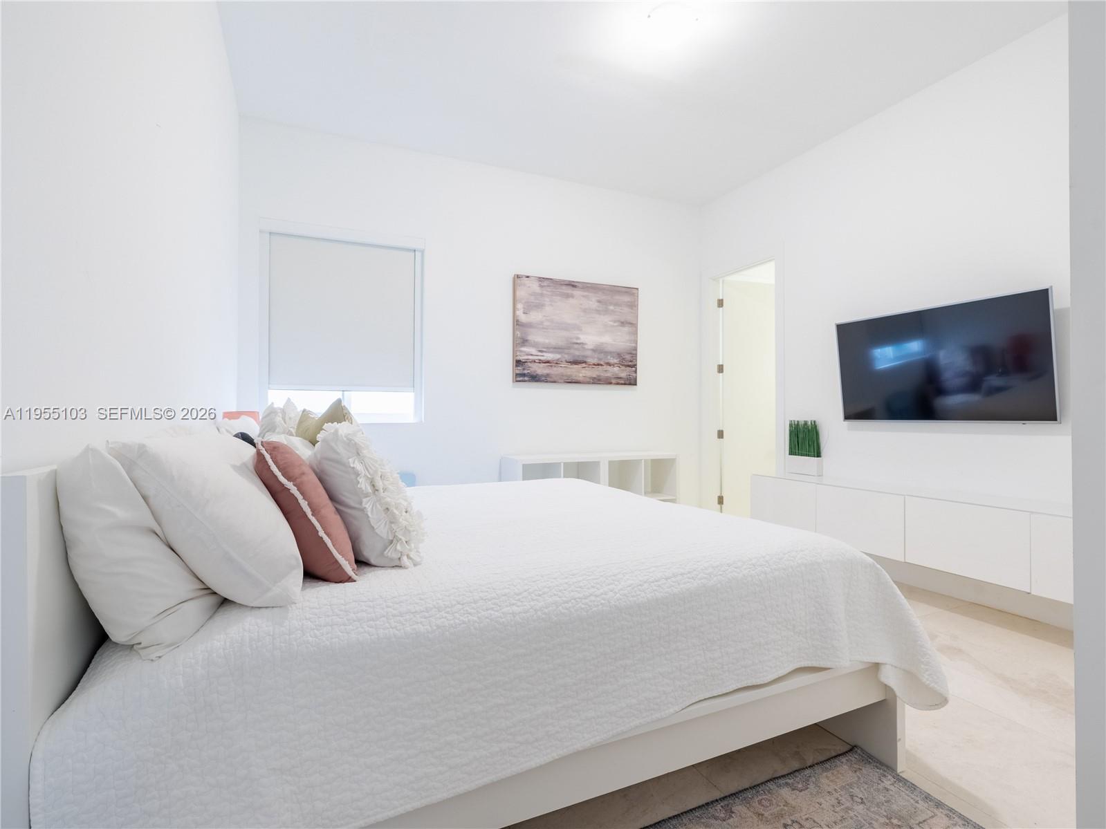 DORAL COMMONS RESIDENTIAL - Residential