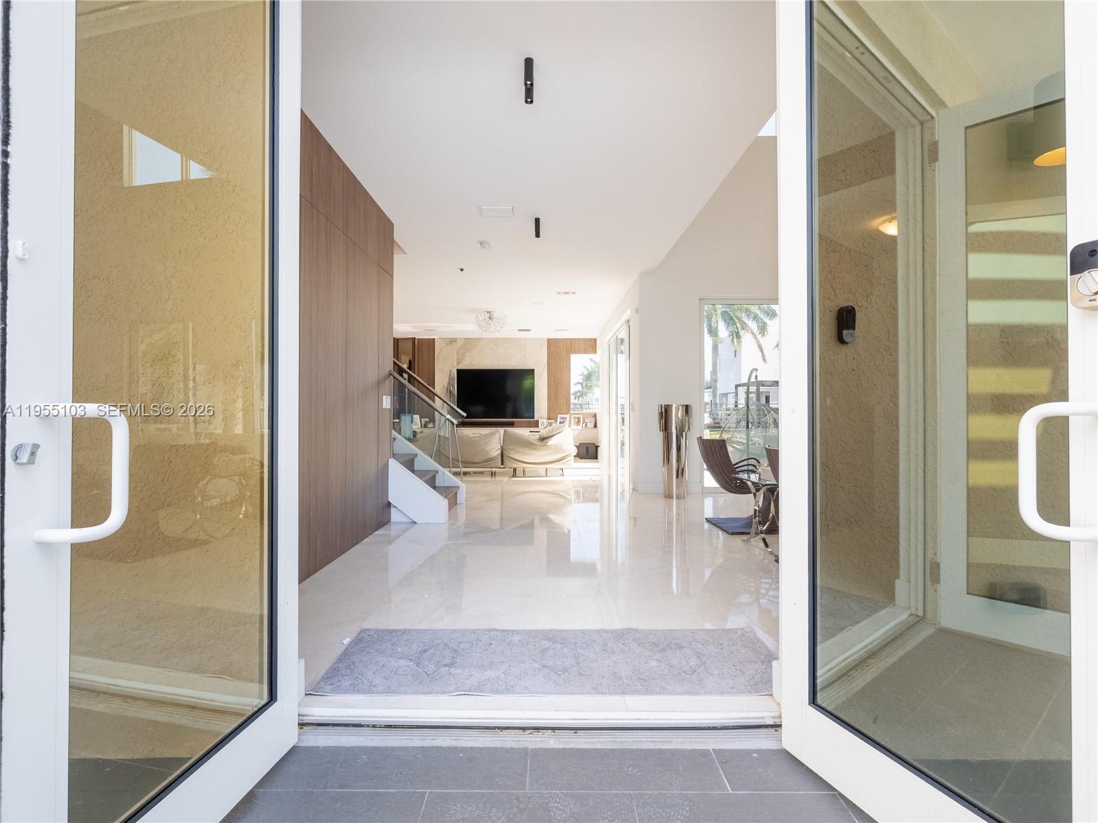 DORAL COMMONS RESIDENTIAL - Residential