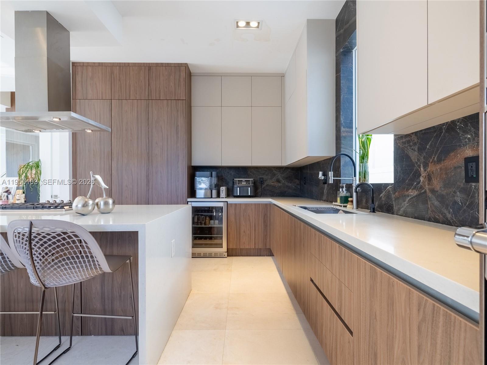 DORAL COMMONS RESIDENTIAL - Residential