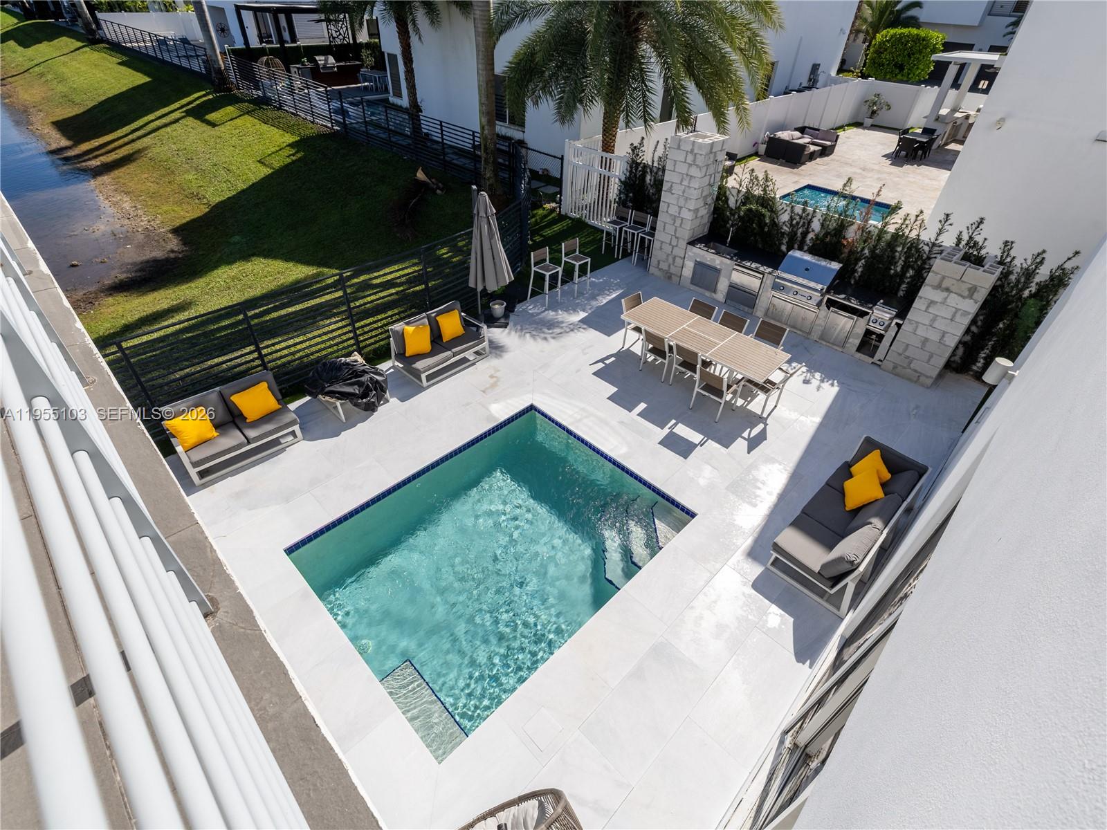 DORAL COMMONS RESIDENTIAL - Residential