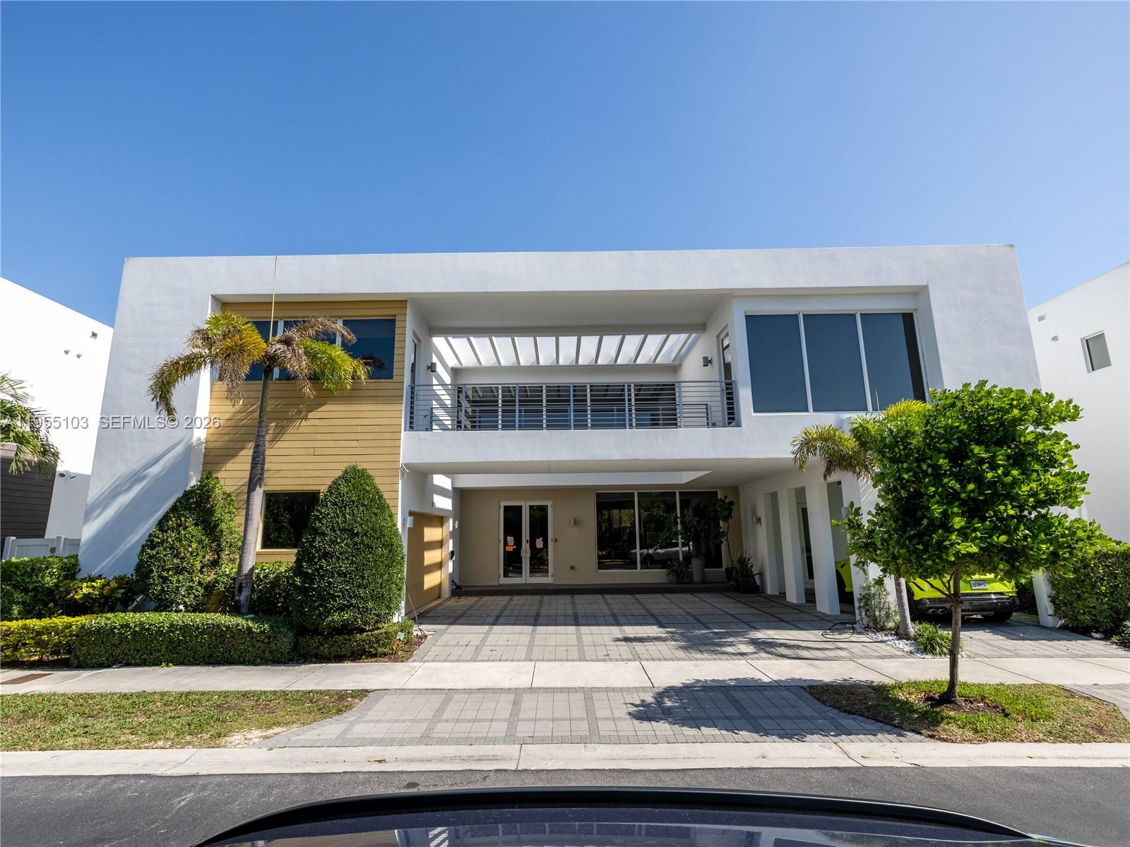 DORAL COMMONS RESIDENTIAL - Residential