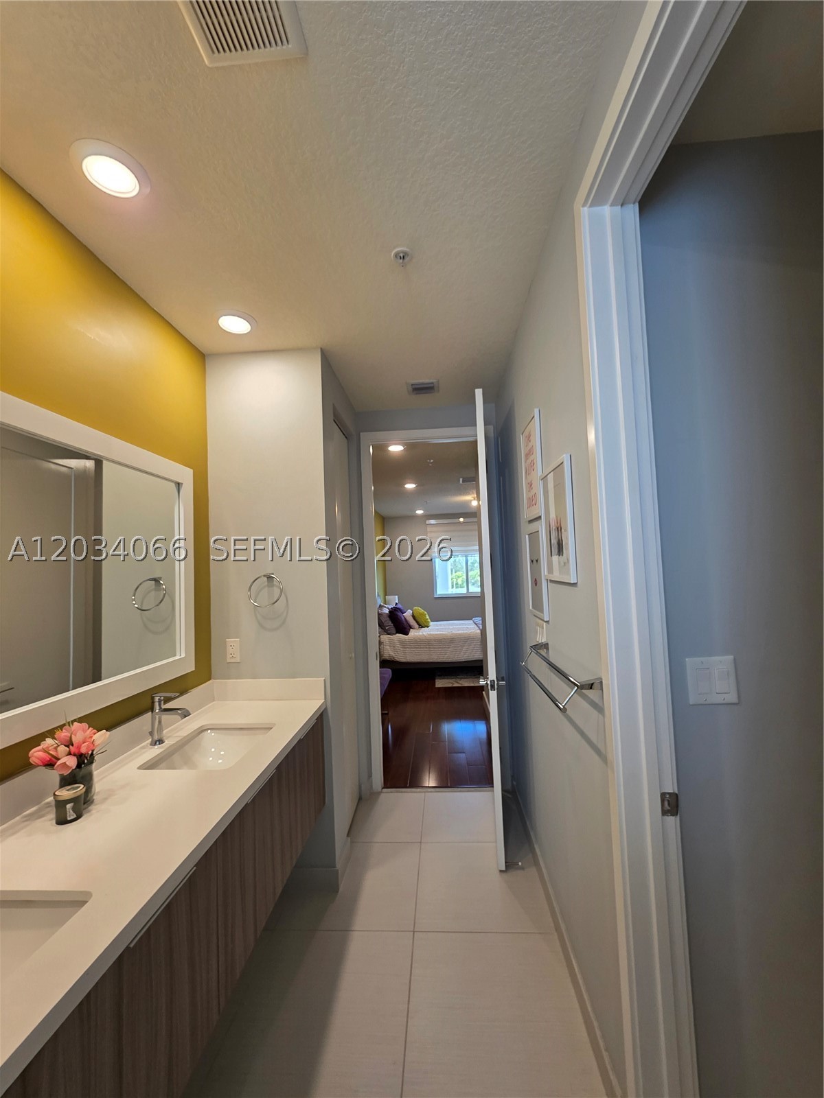 LANDMARK AT DORAL CONDO N - Residential