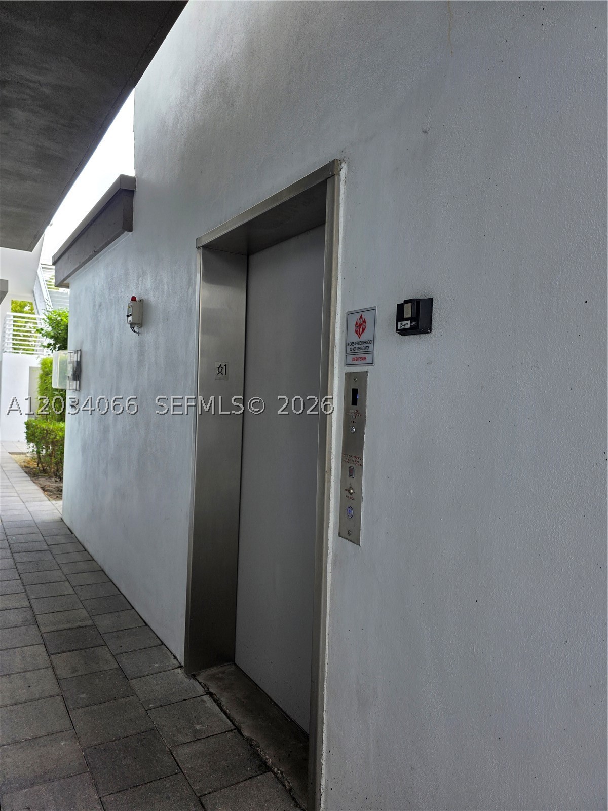 LANDMARK AT DORAL CONDO N - Residential