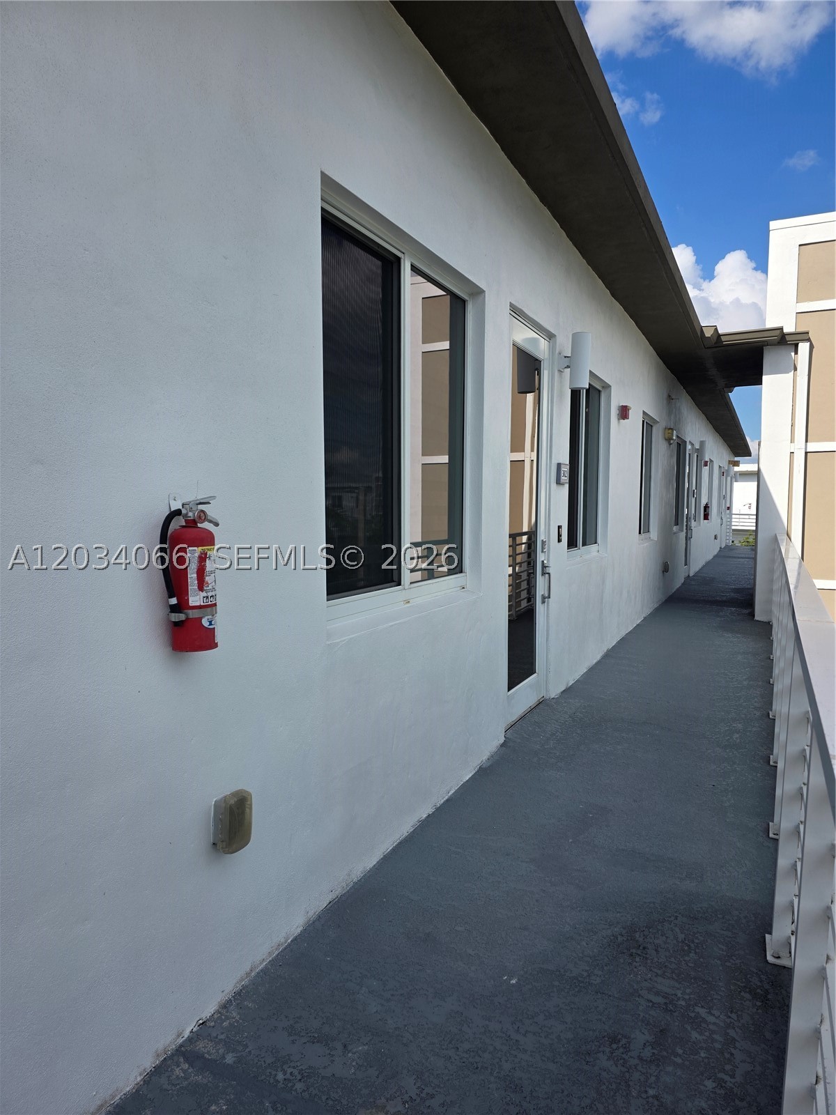 LANDMARK AT DORAL CONDO N - Residential