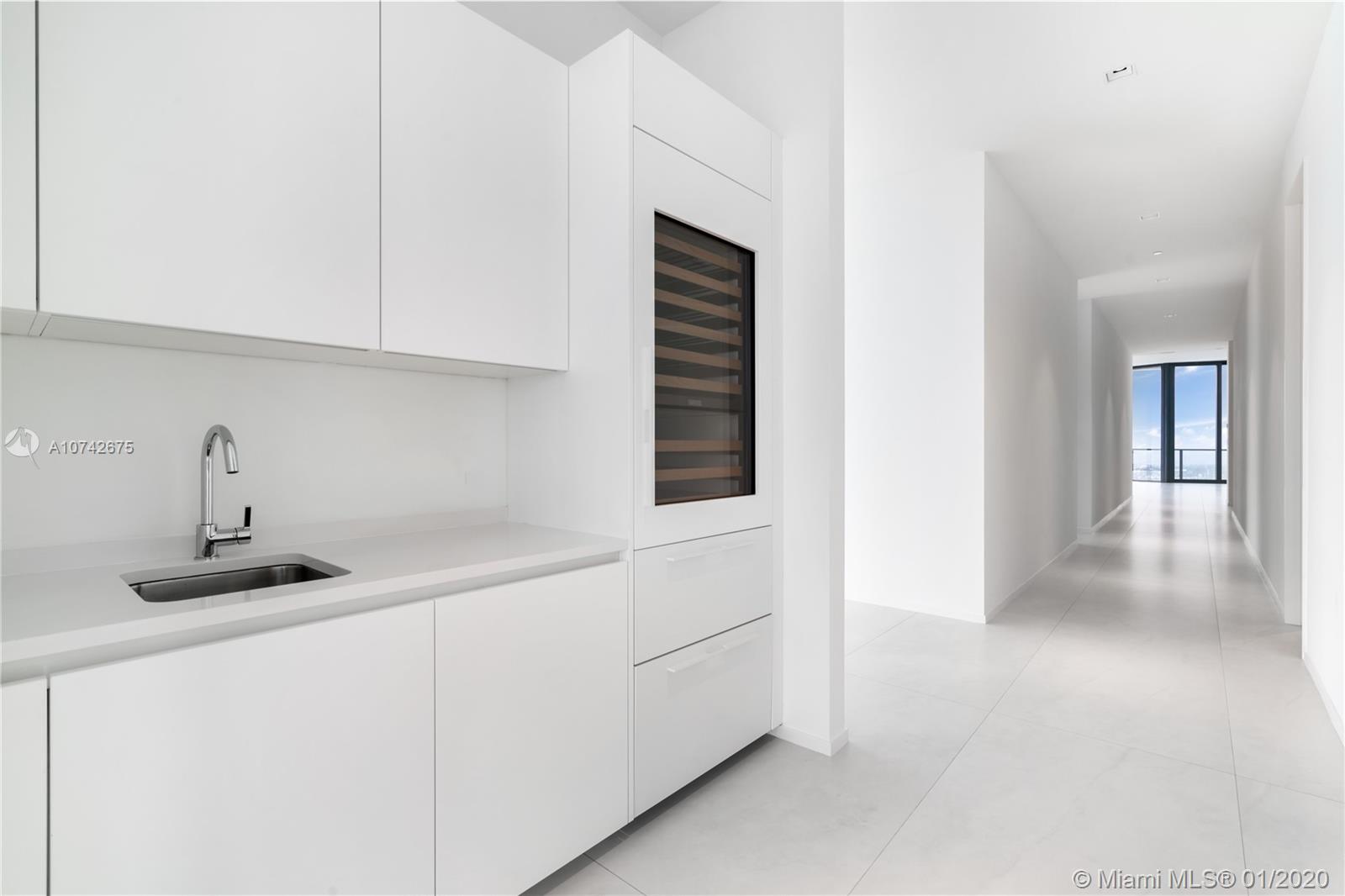 One Thousand Museum Condo - Residential