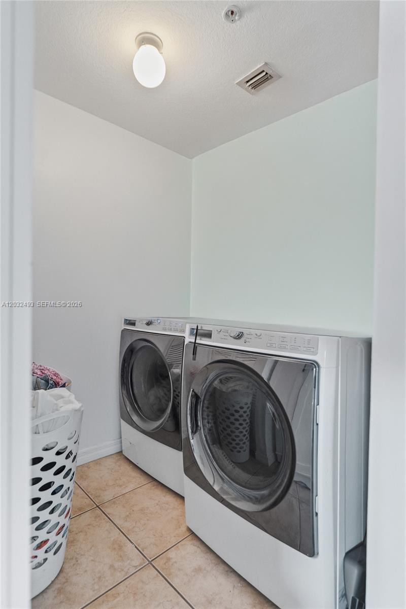 KEYSTONE PARK CONDO - Residential