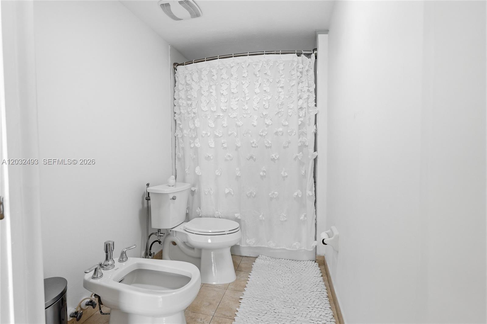 KEYSTONE PARK CONDO - Residential