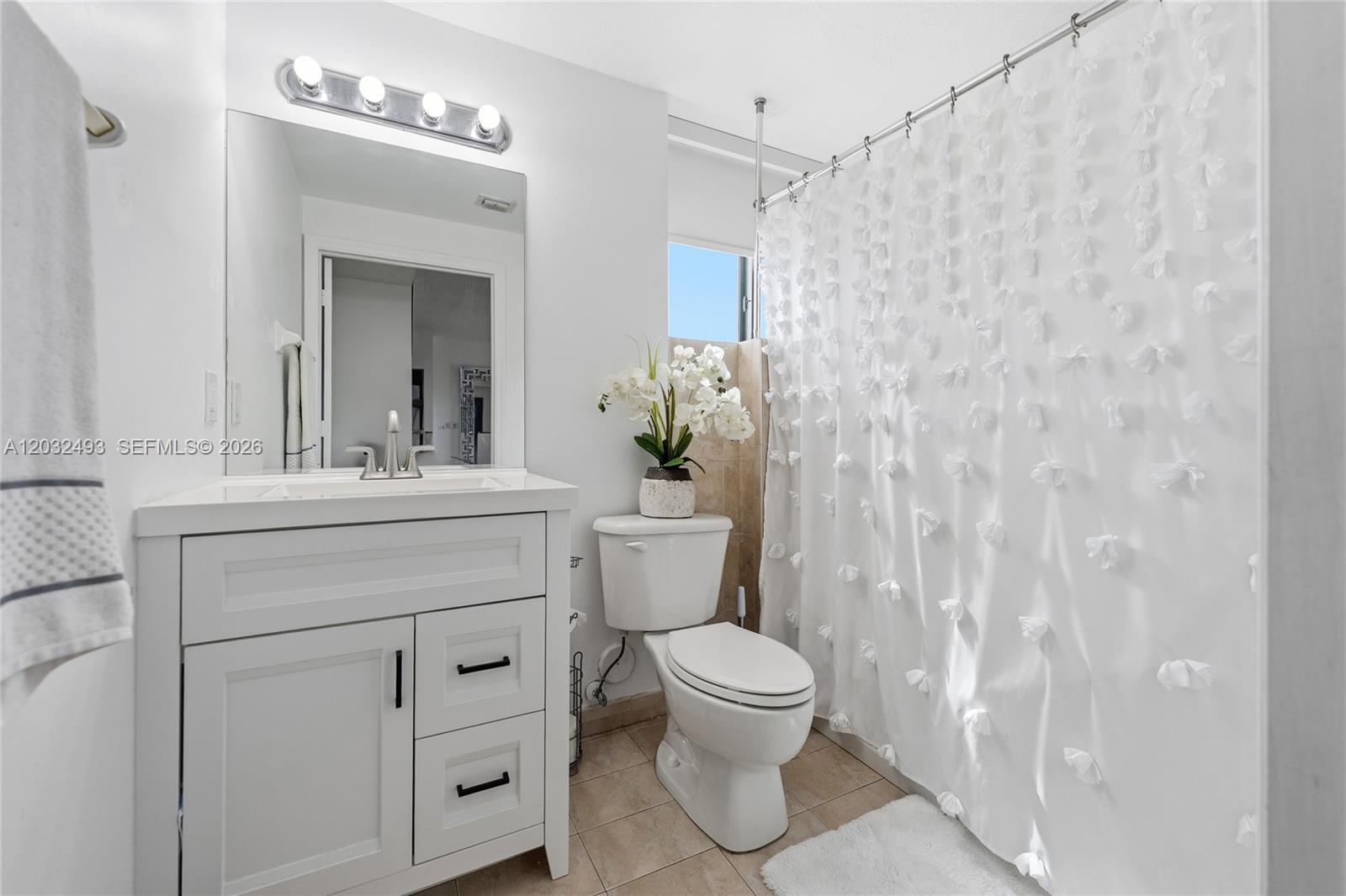 KEYSTONE PARK CONDO - Residential