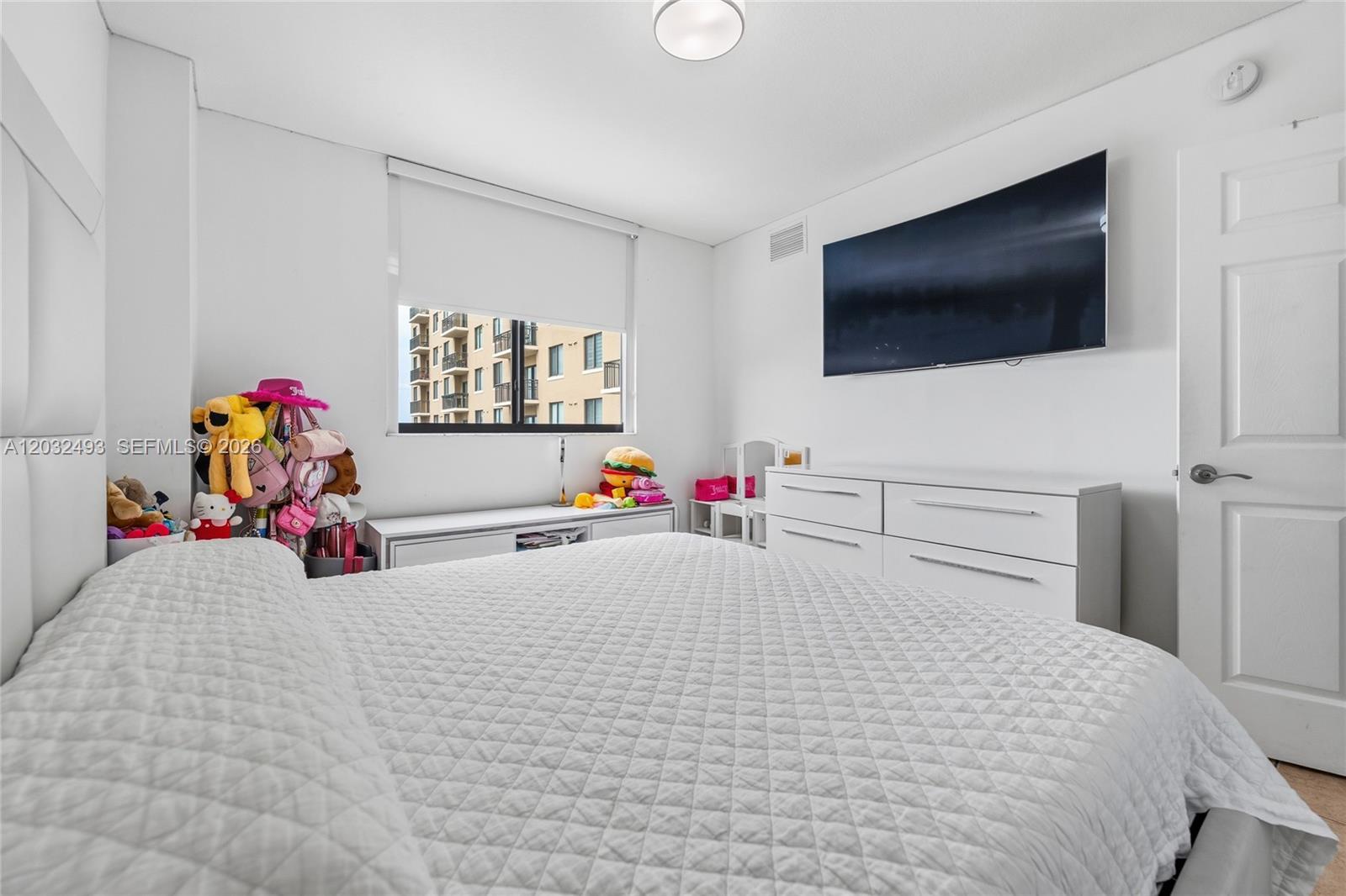 KEYSTONE PARK CONDO - Residential