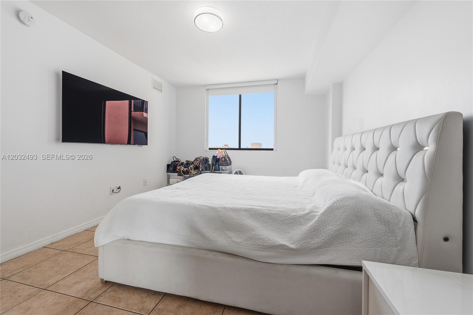 KEYSTONE PARK CONDO - Residential