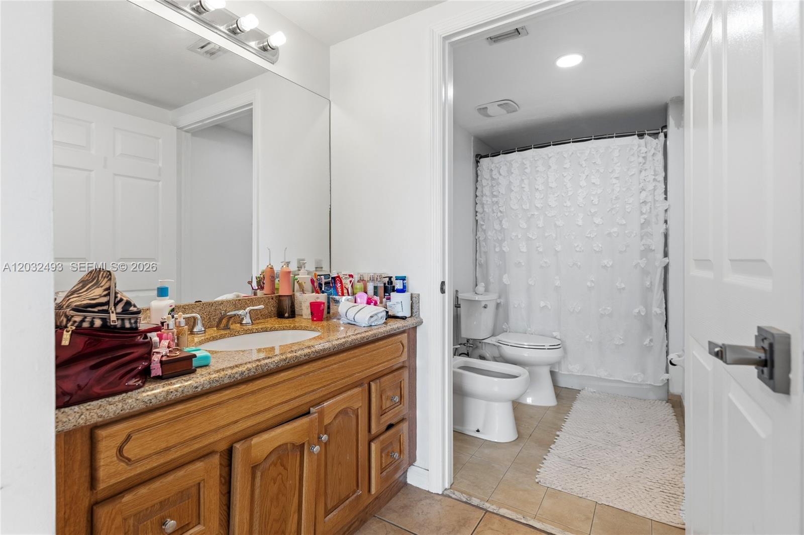 KEYSTONE PARK CONDO - Residential