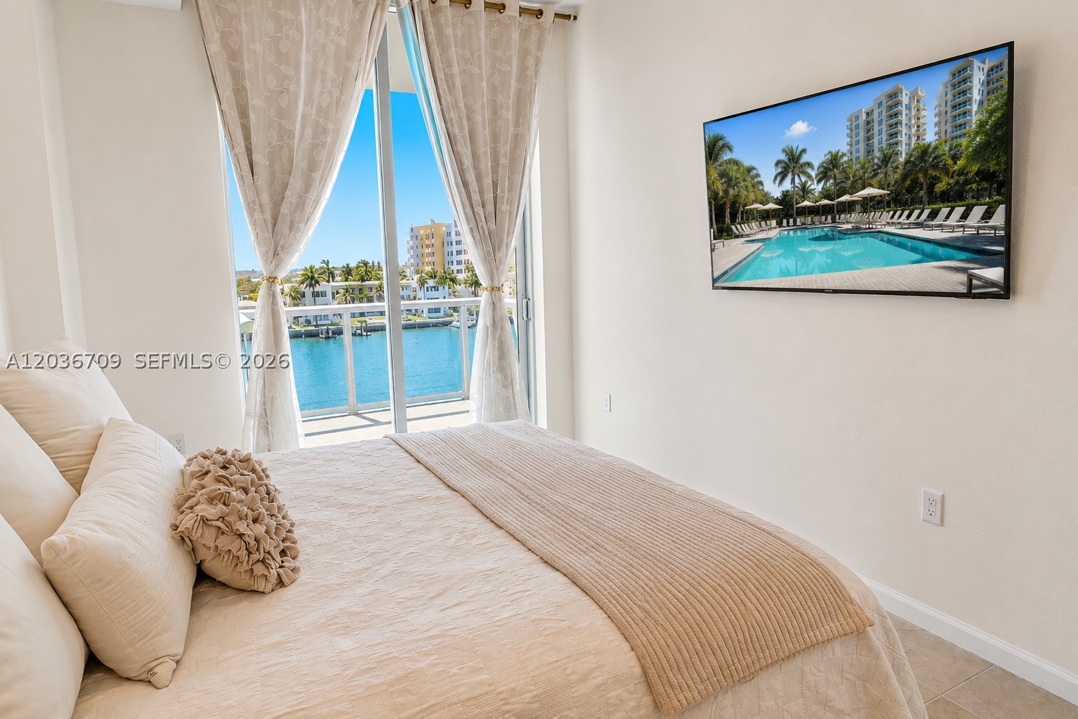 ELOQUENCE ON THE BAY CONDO - Residential