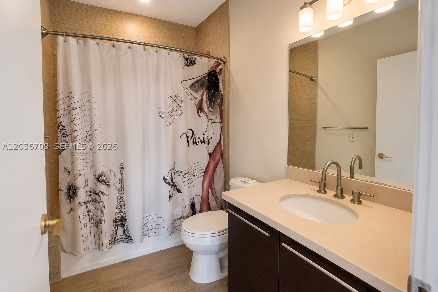 ELOQUENCE ON THE BAY CONDO - Residential