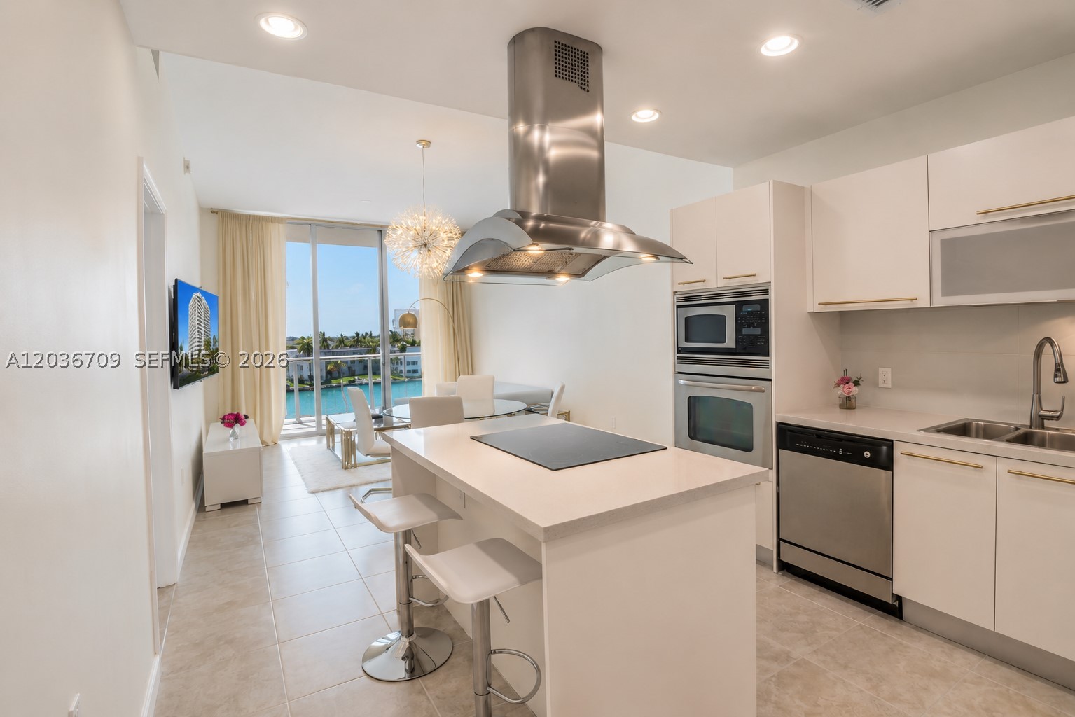 ELOQUENCE ON THE BAY CONDO - Residential