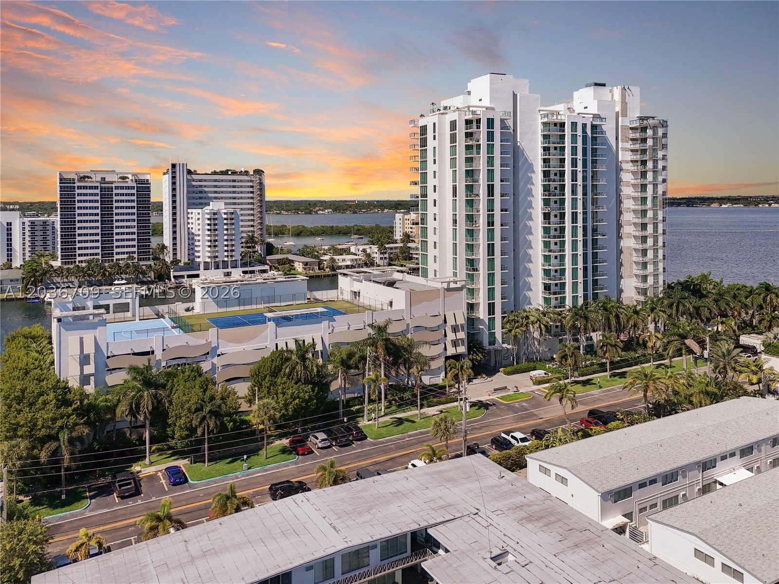 ELOQUENCE ON THE BAY CONDO - Residential