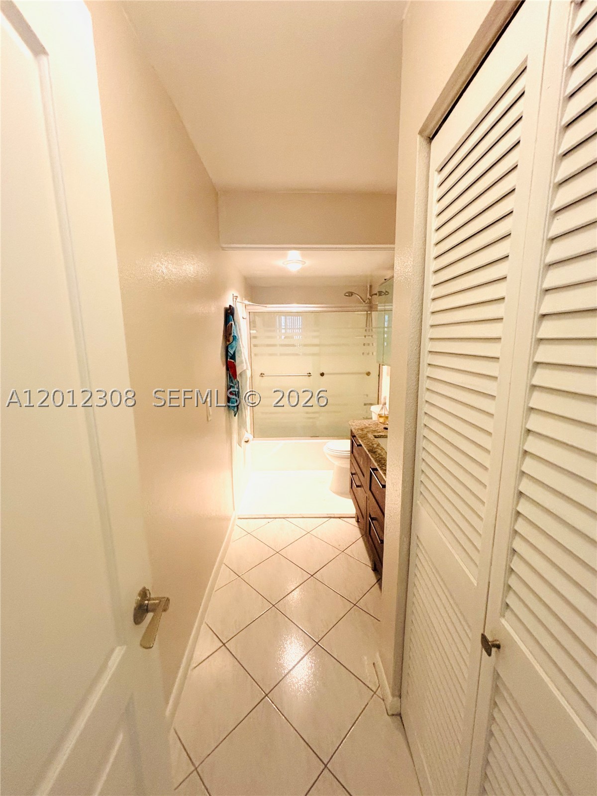 IMPERIAL TOWERS CONDO - Residential