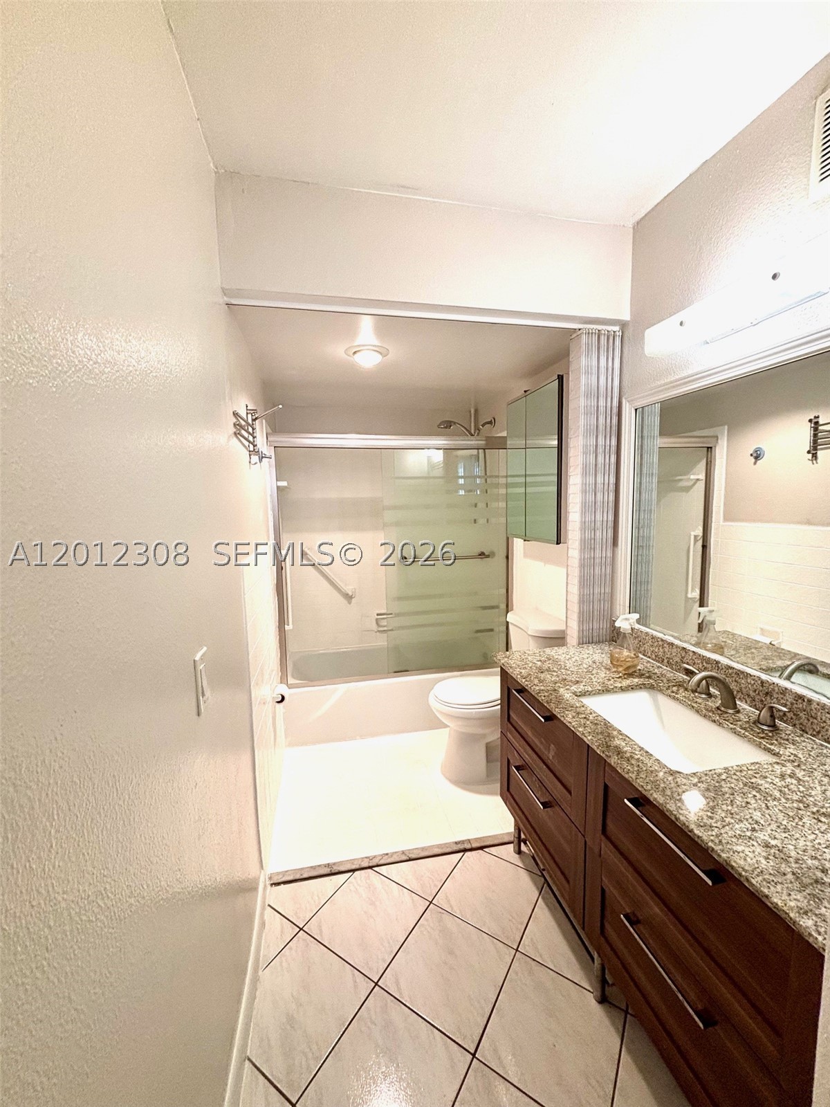 IMPERIAL TOWERS CONDO - Residential