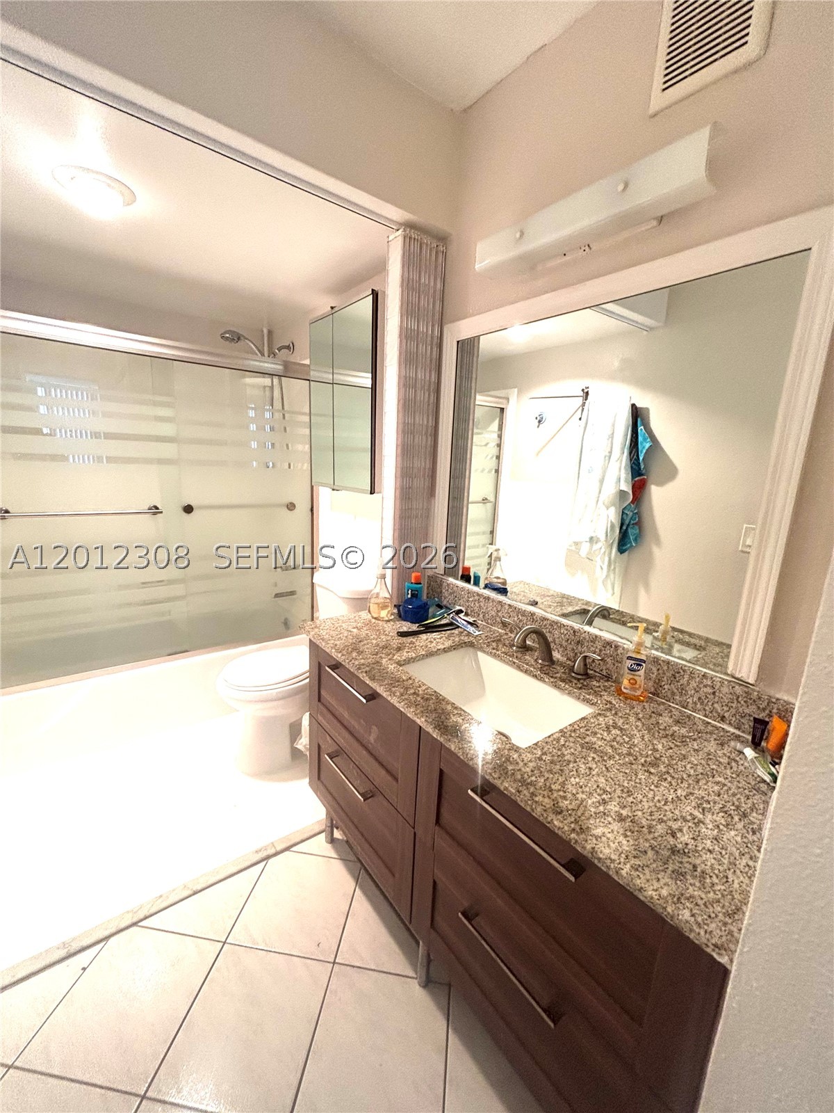 IMPERIAL TOWERS CONDO - Residential
