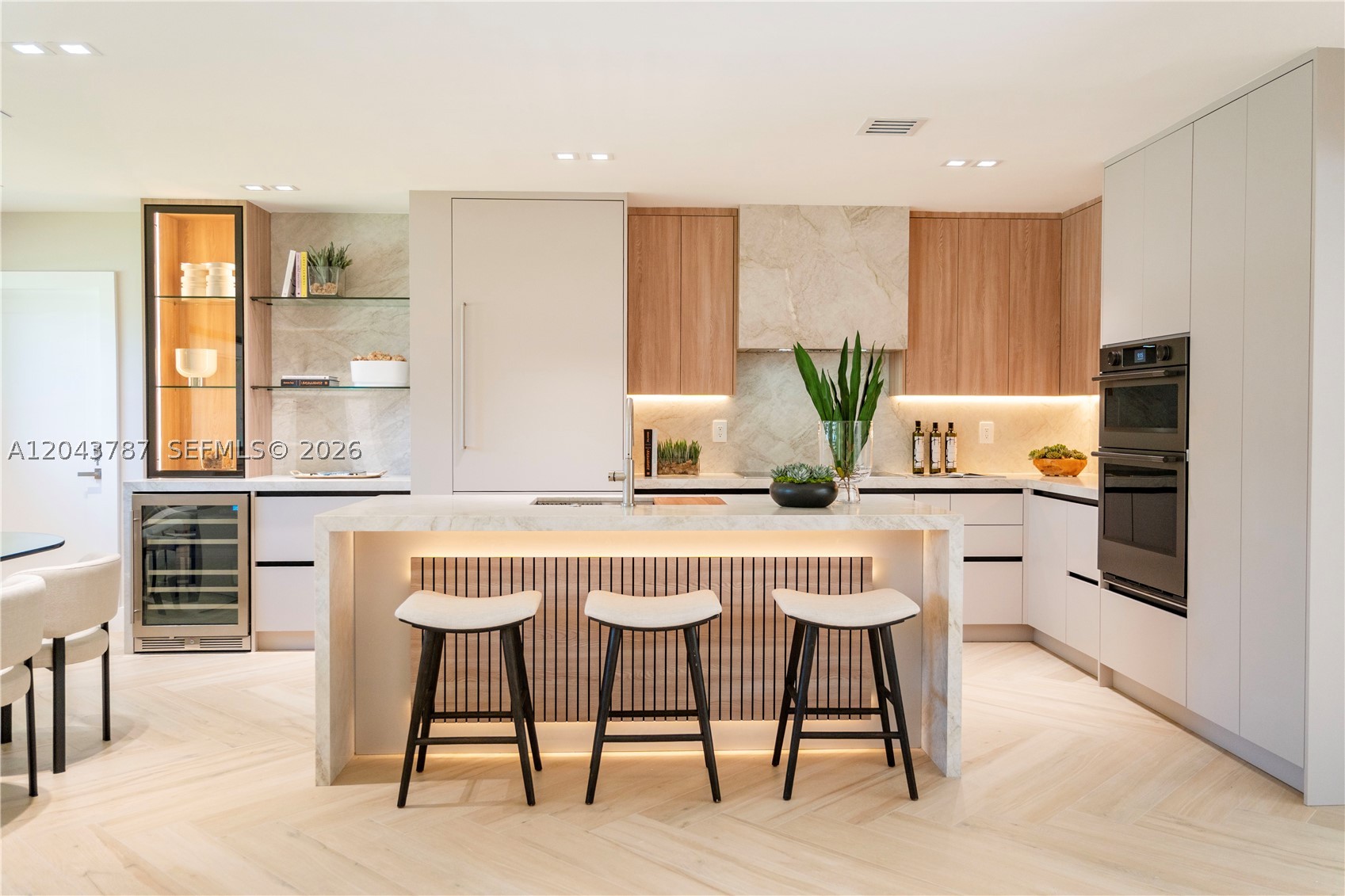 GARDEN GROVES - Residential