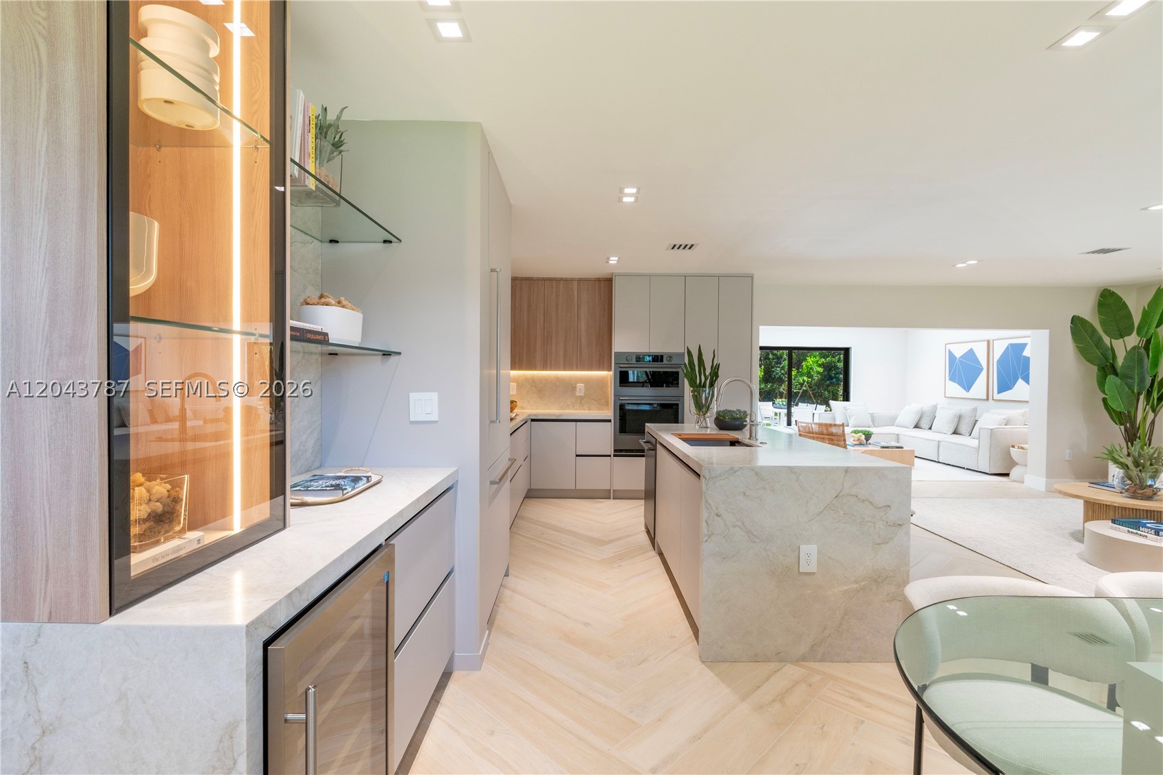 GARDEN GROVES - Residential