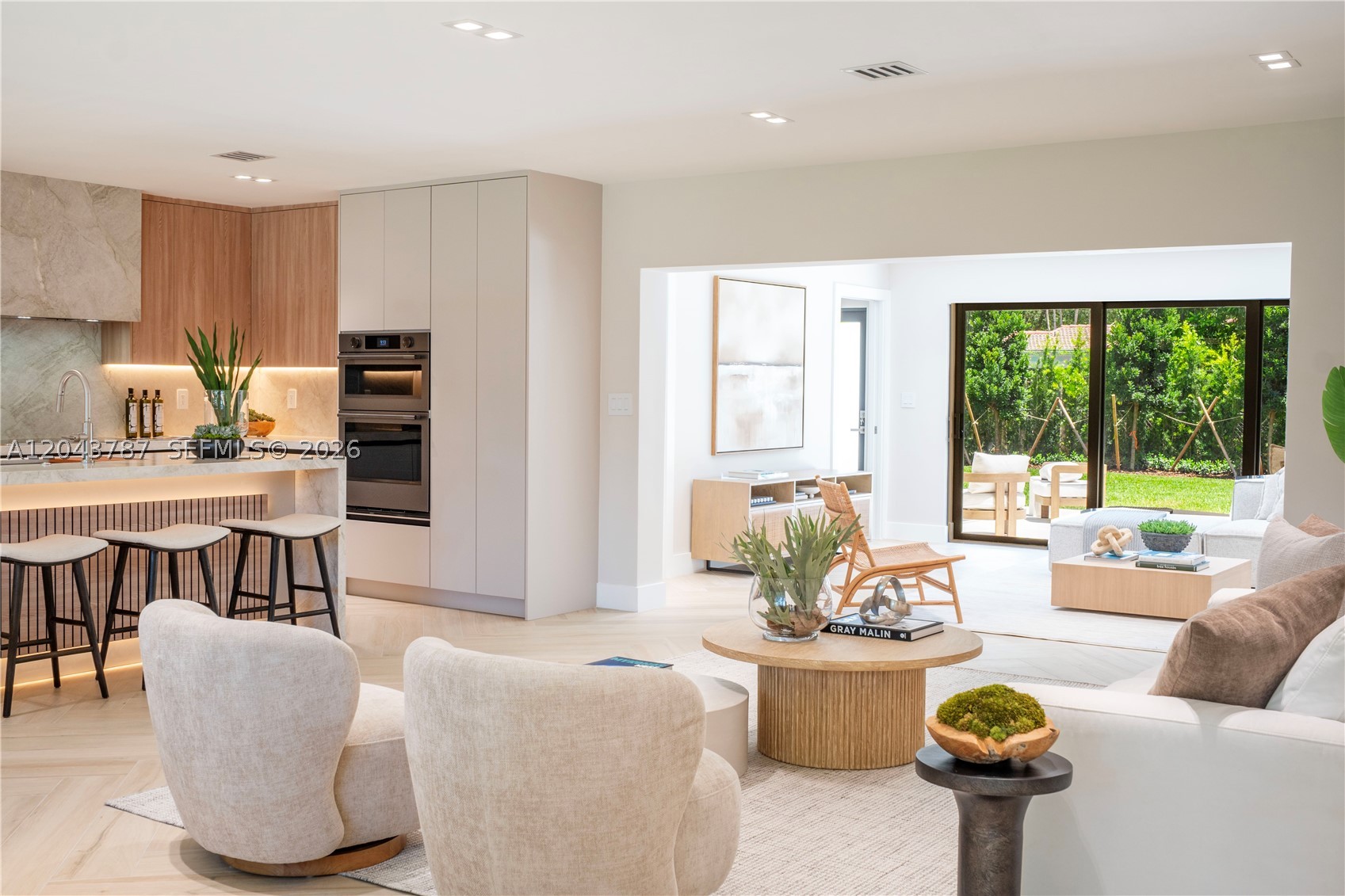 GARDEN GROVES - Residential
