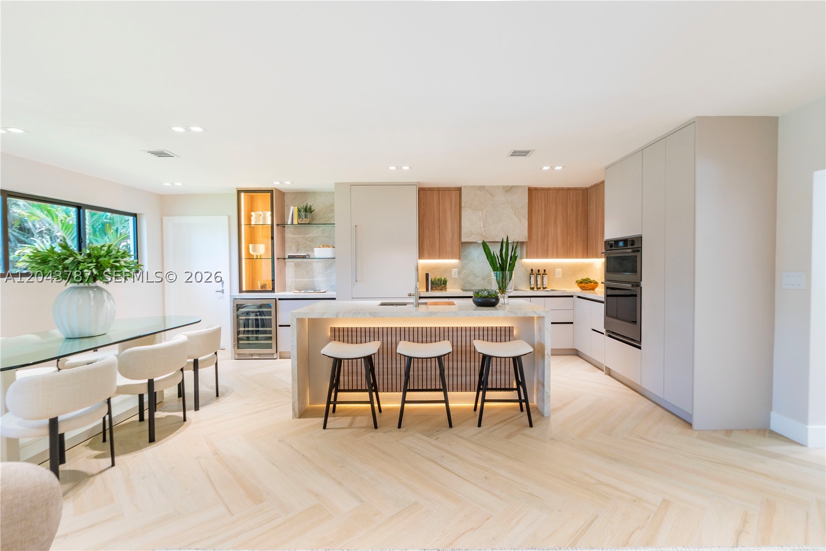 GARDEN GROVES - Residential