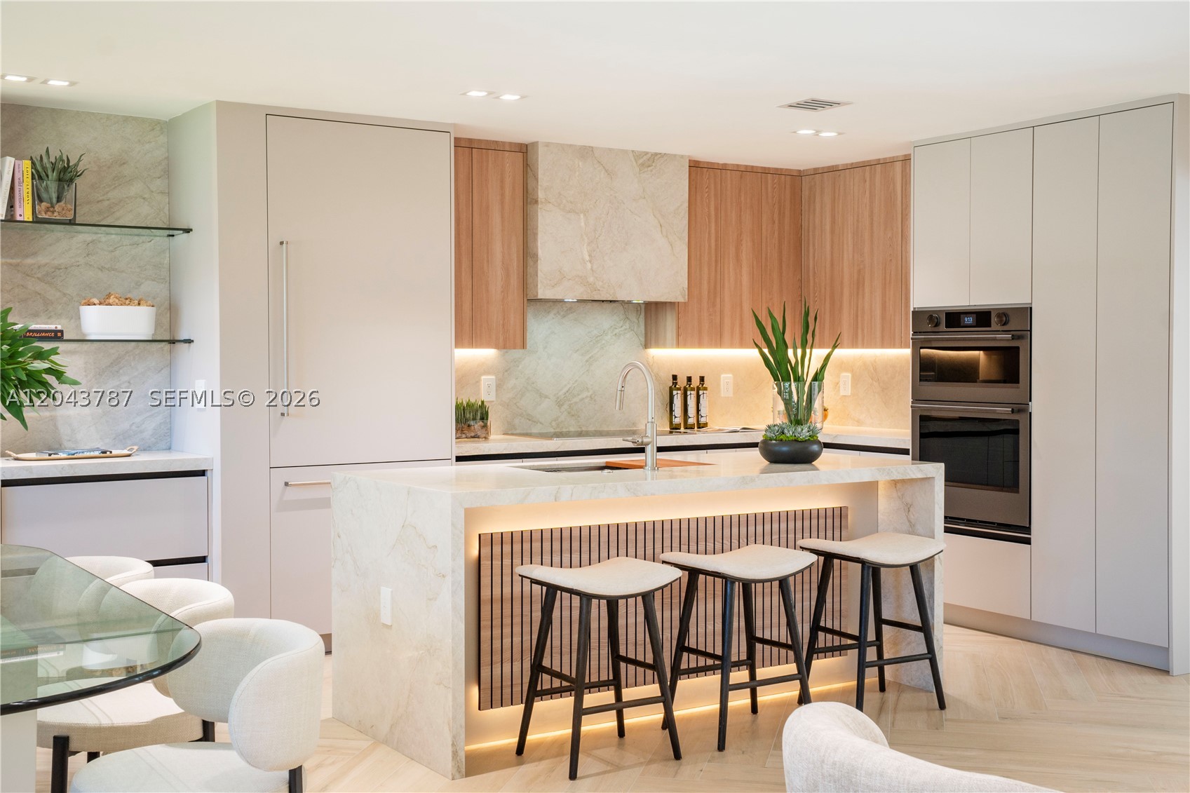 GARDEN GROVES - Residential