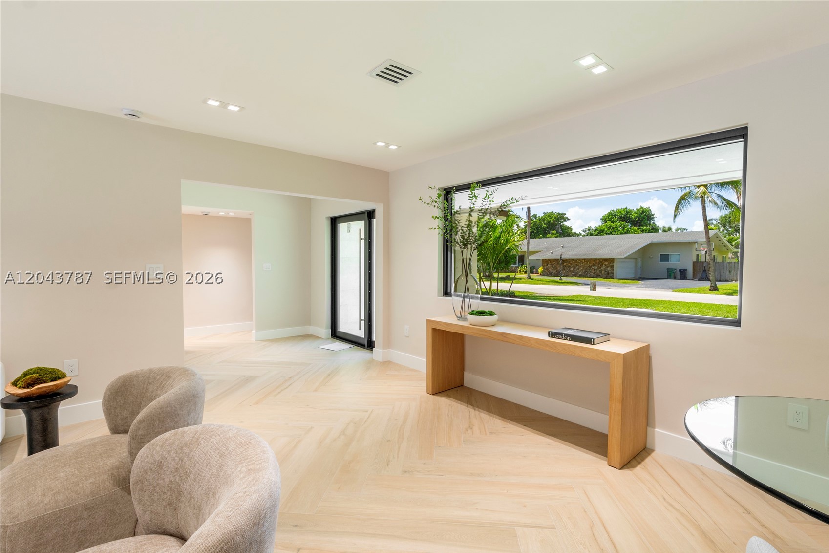 GARDEN GROVES - Residential