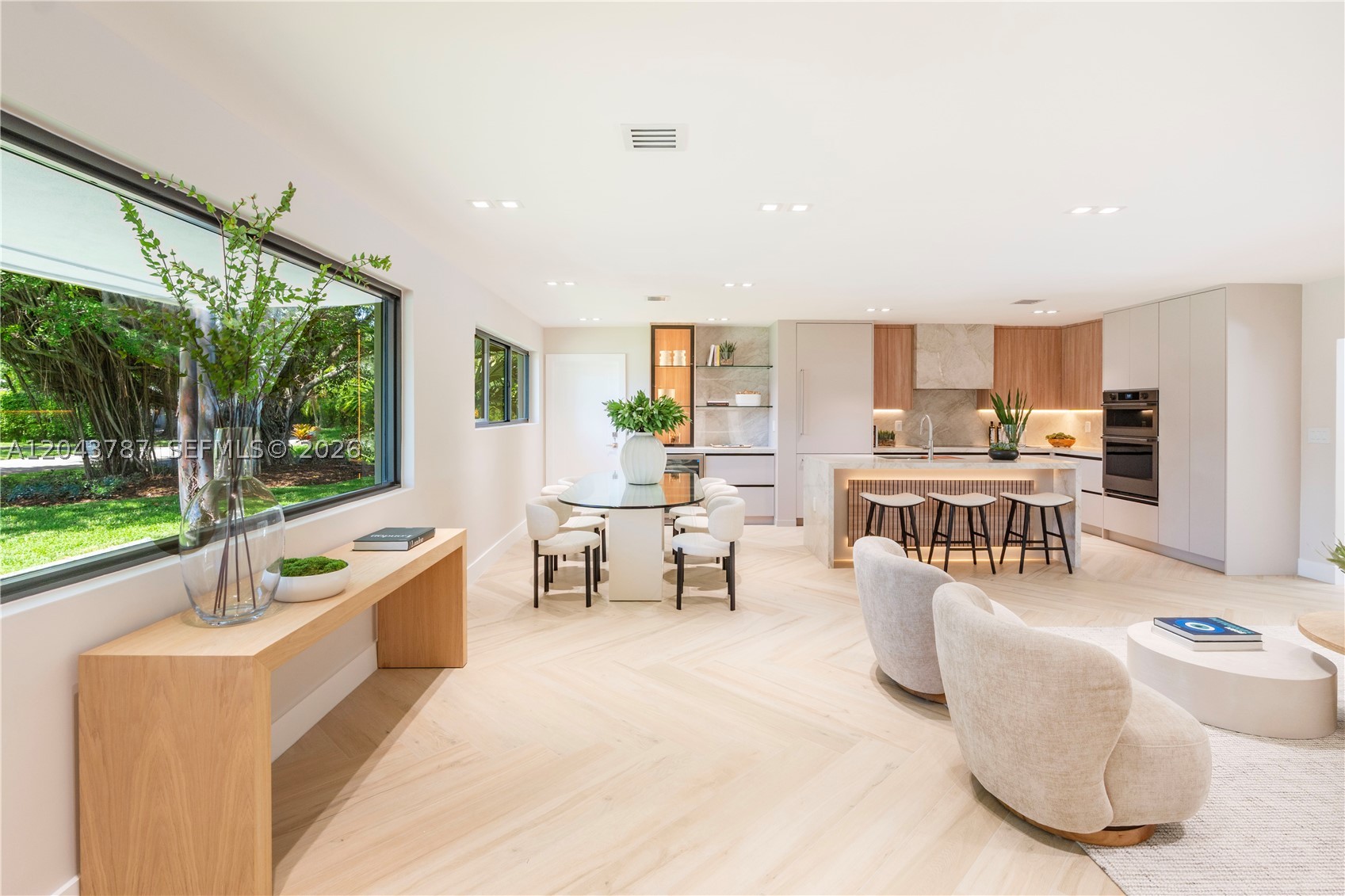 GARDEN GROVES - Residential