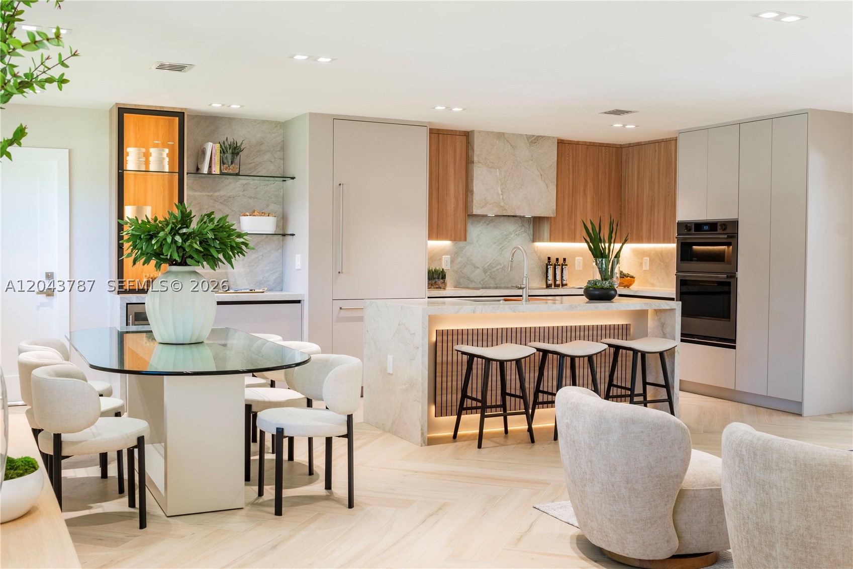 GARDEN GROVES - Residential
