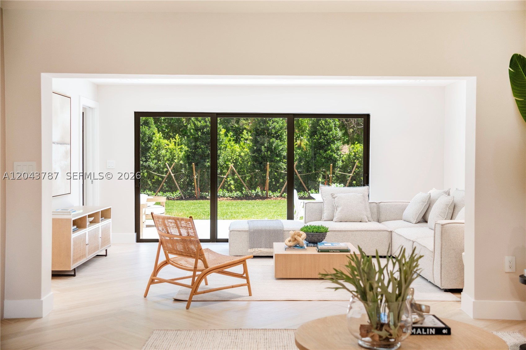 GARDEN GROVES - Residential