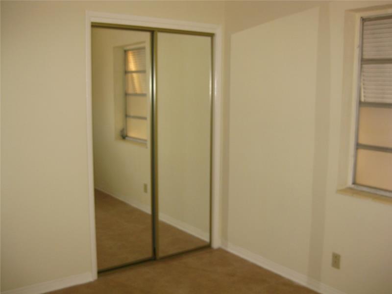 OCEAN BREEZE GARDENS RESU - Residential Lease