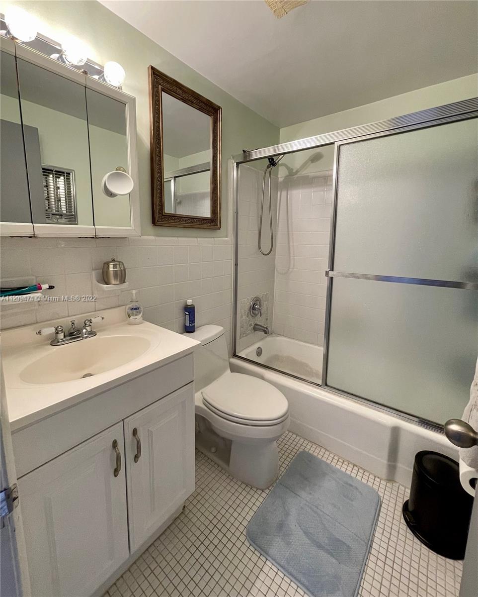 ENVOY APTS CONDO - Residential