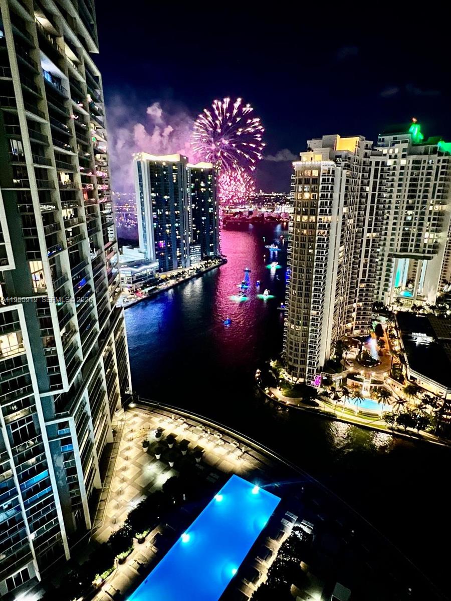 ICON BRICKELL NO TWO - Residential
