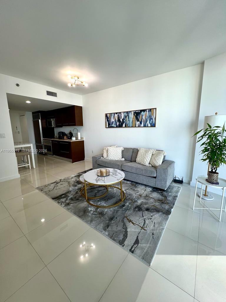 ICON BRICKELL NO TWO - Residential